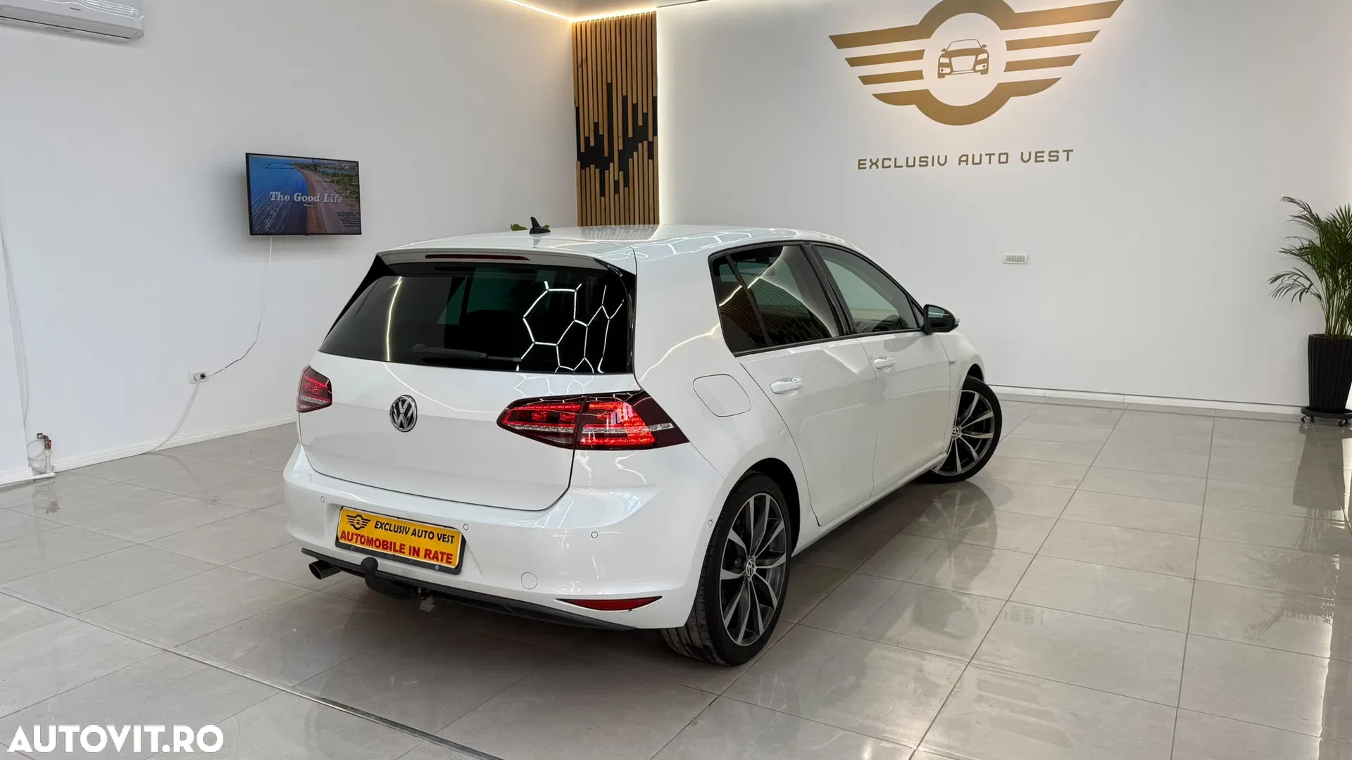 2014 Volkswagen Golf, photograph 12