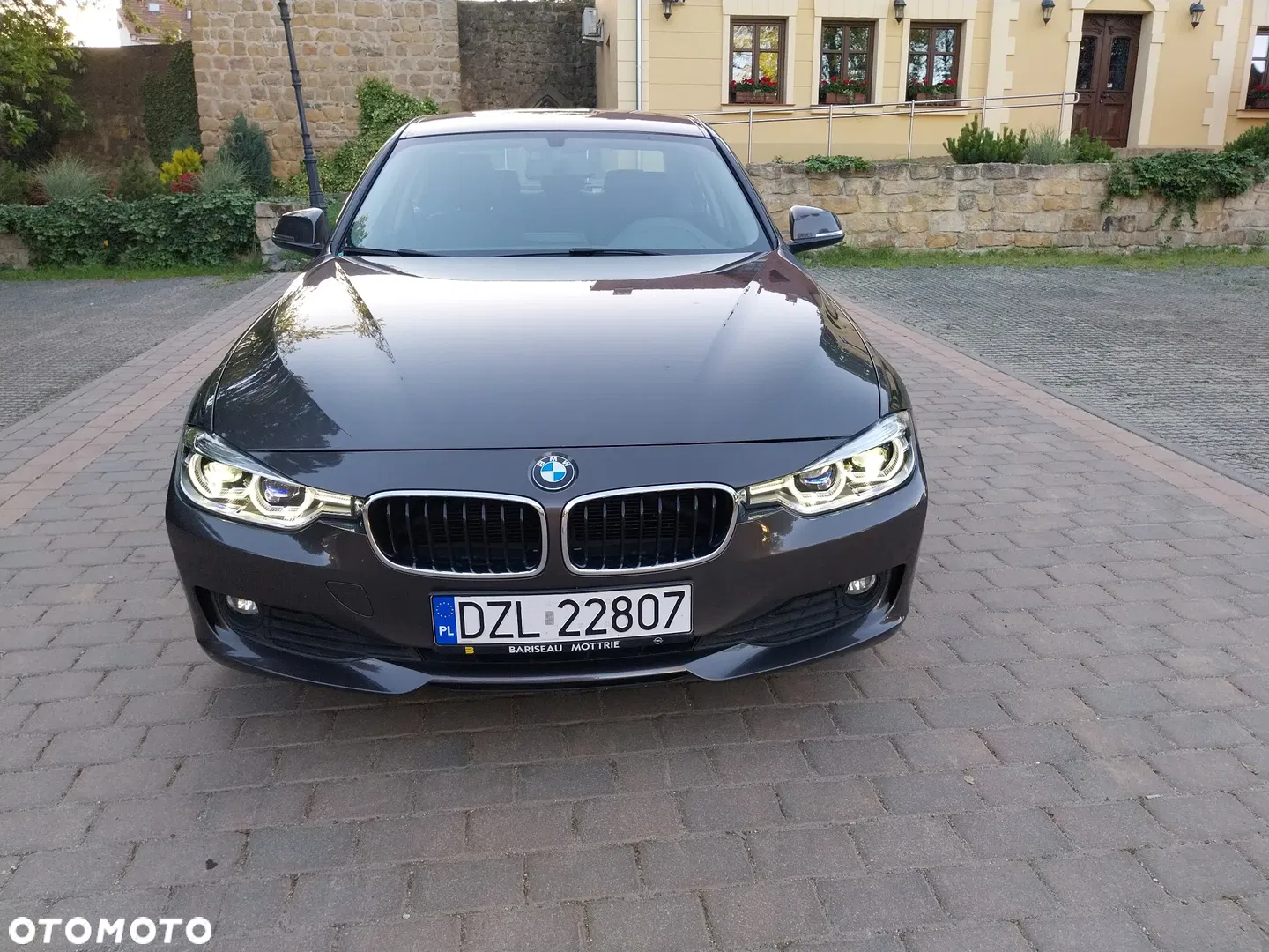 2015 BMW Seria 3 316d Advantage, photograph 3