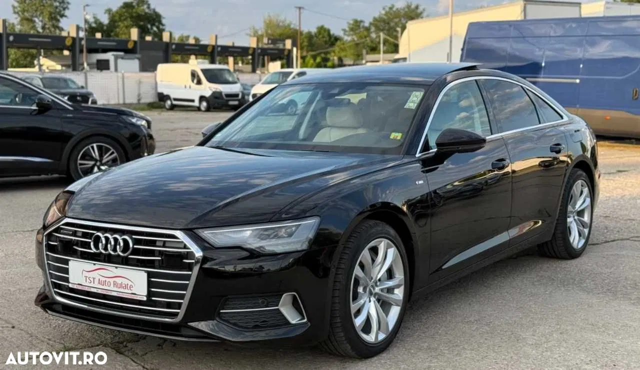 2022 Audi A6 Limuzina, photograph 2