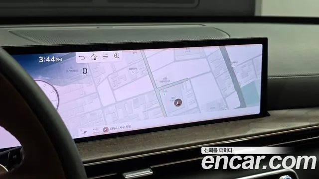 Genesis GV80 2.5T Gasoline AWD — photo 1 of 35