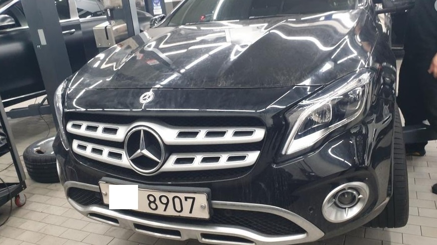2019 Mercedes-Benz GLA220, photograph 4