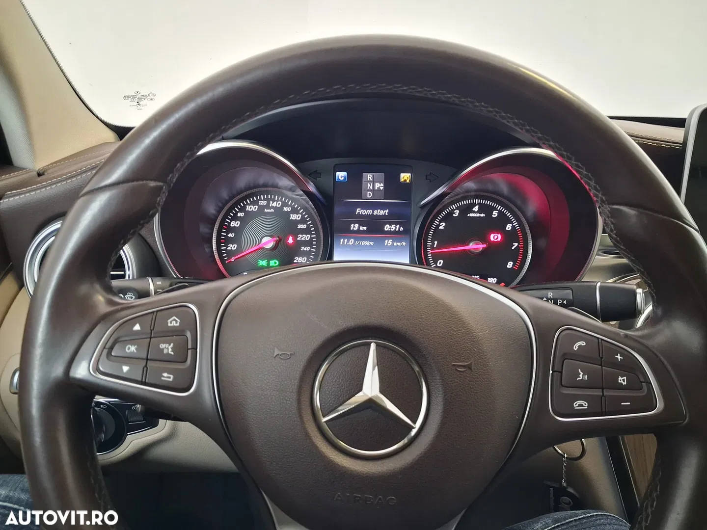 2015 Mercedes-Benz C 200 7G-TRONIC, photograph 12
