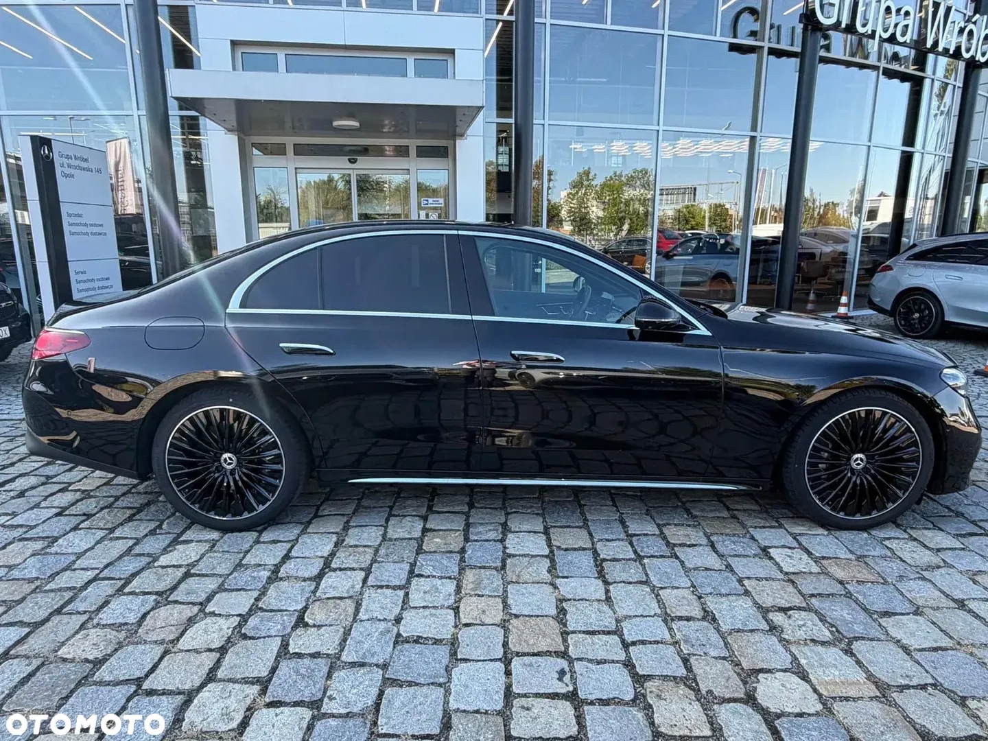 2025 Mercedes-Benz Klasa E 450 d 4Matic 9G-TRONIC AMG Line NIGHT Edition, photograph 8