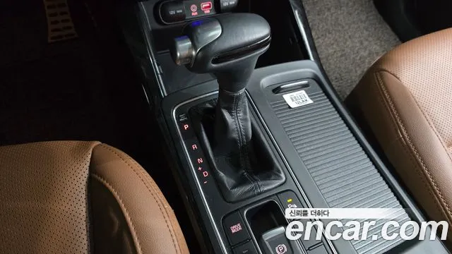 Kia Sorento Diesel 2.0 2WD — photo 1 of 31