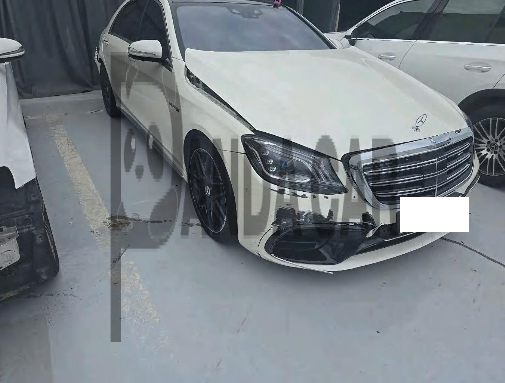 2020 Mercedes-AMG S63 4MATIC + L, photograph 2