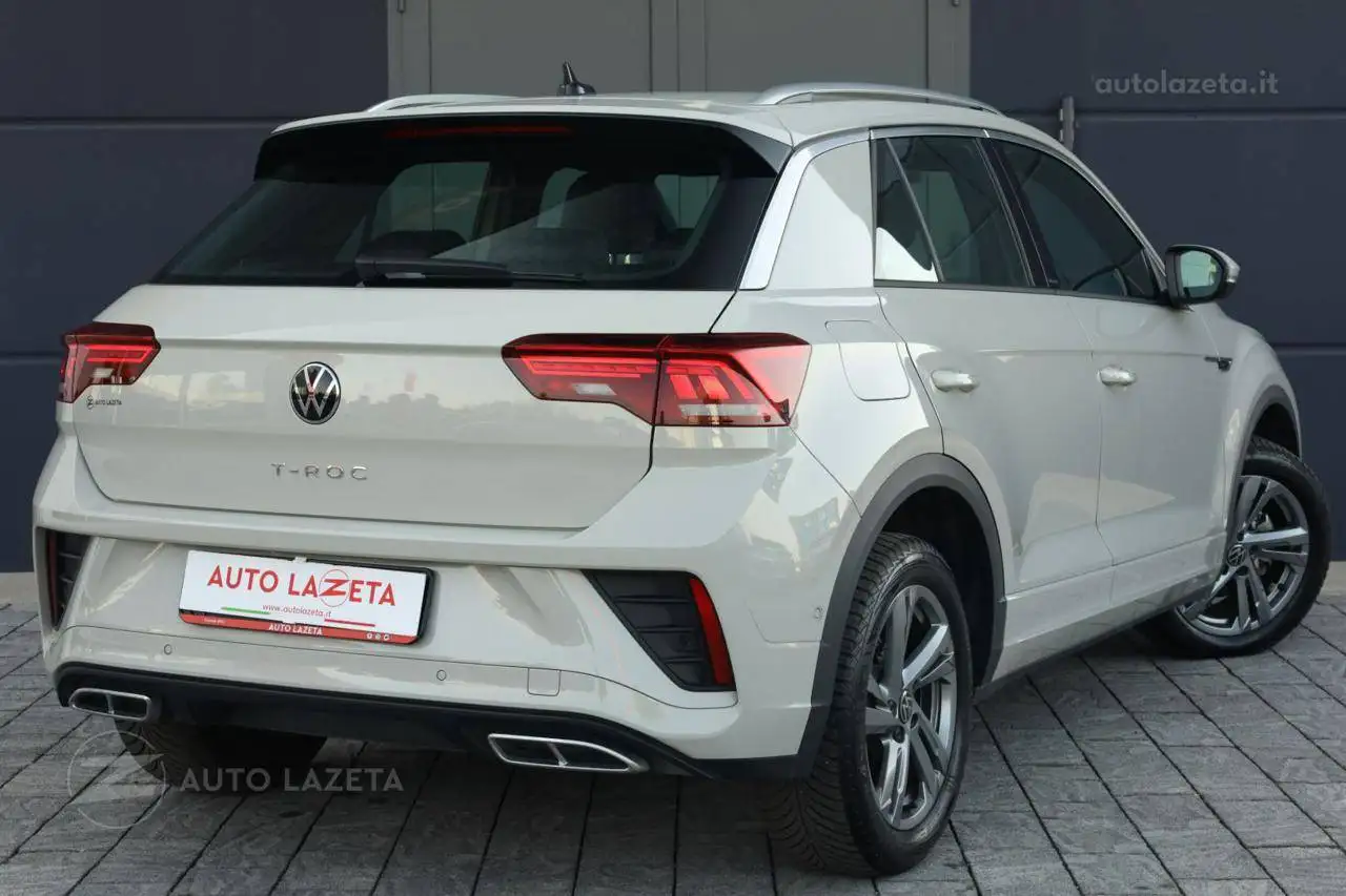 2024 Volkswagen T-Roc 1.0 TSI R-Line, photograph 3