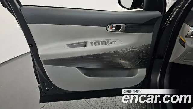 2022 Hyundai Nexo Premium, photograph 6