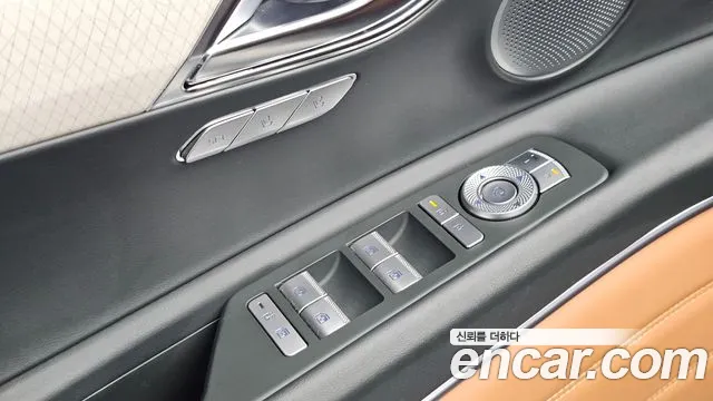 Genesis GV80 2.5T Gasoline AWD — photo 1 of 35