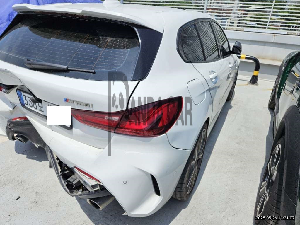 2024 BMW M135i xDrive, photograph 4