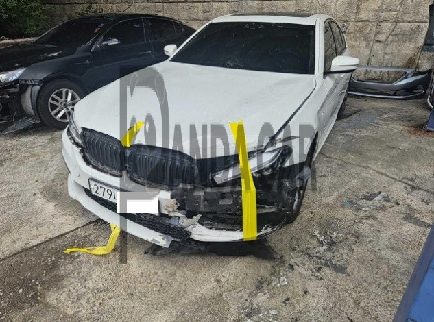 2020 BMW 520d M Sport Package, photograph 2