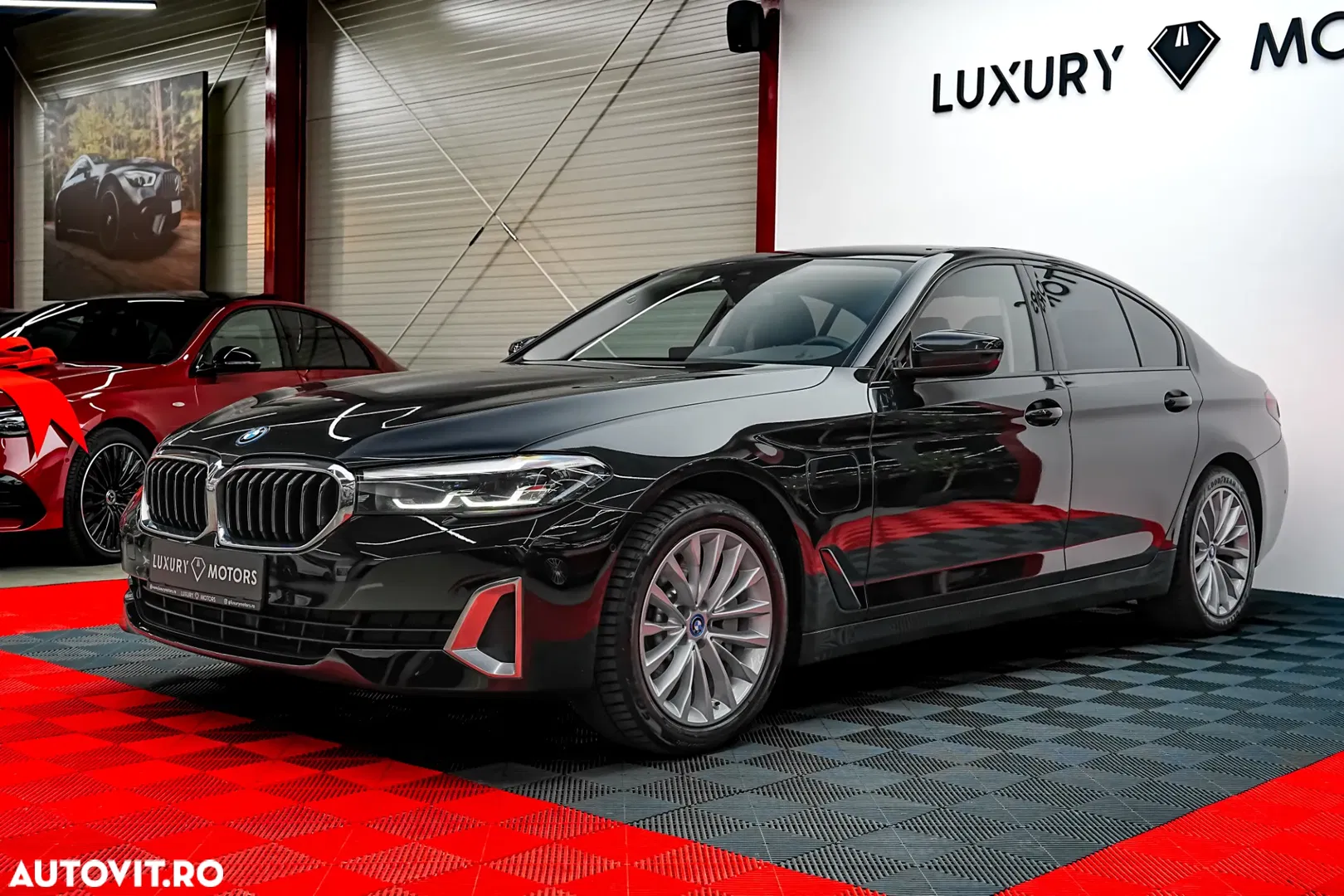 2022 BMW Seria 5 530e Aut., photograph 1