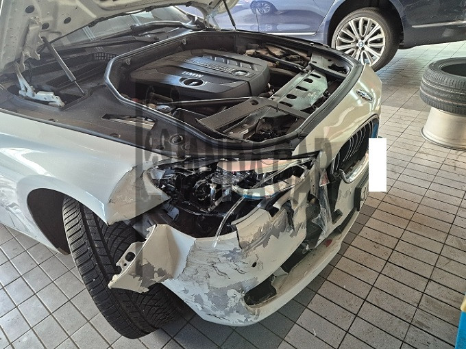2017 BMW Gran Turismo EfficientDynamics Edition, photograph 2