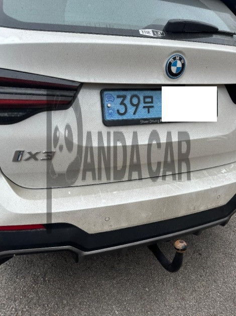 2024 BMW iX3 M Sport, photograph 3