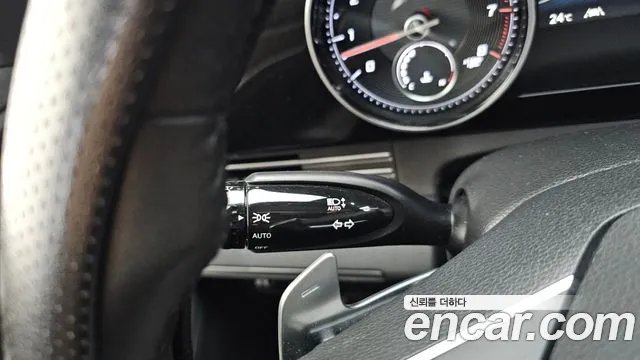Hyundai Grandeur 3.0 LPi Rent Car — photo 1 of 31