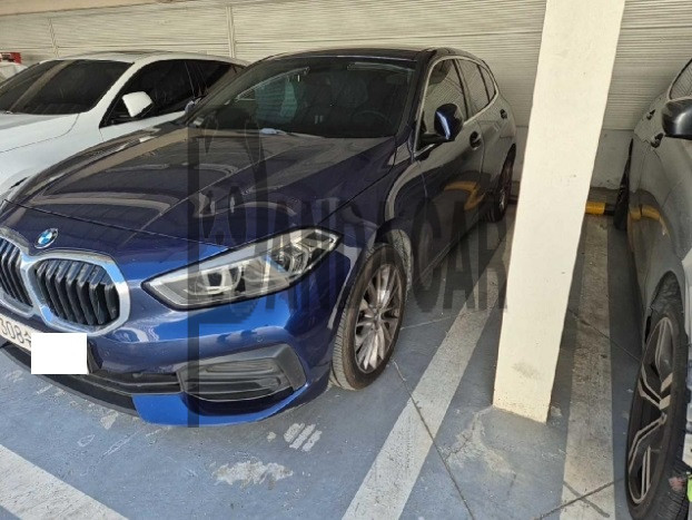 2020 BMW 118d (17), photograph 2