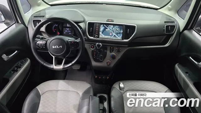 Kia RAY Prestige — photo 1 of 31