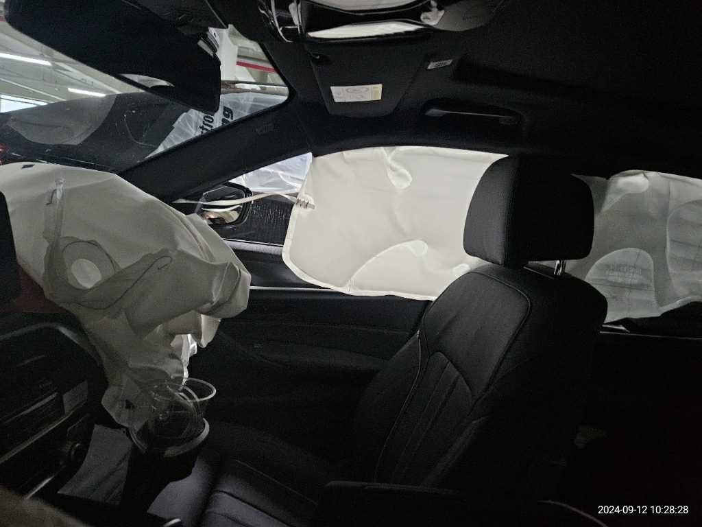 2023 BMW 520i, photograph 2
