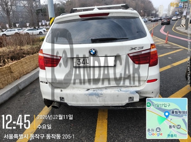 2017 BMW X3 xDrive20d, photograph 2