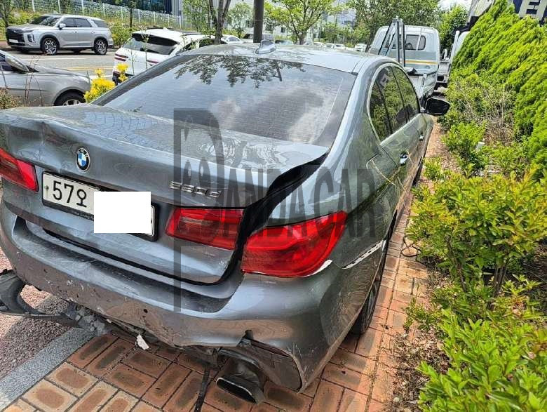 2018 BMW 520d, photograph 2