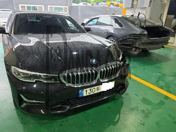 2022 BMW 320e, photograph 1