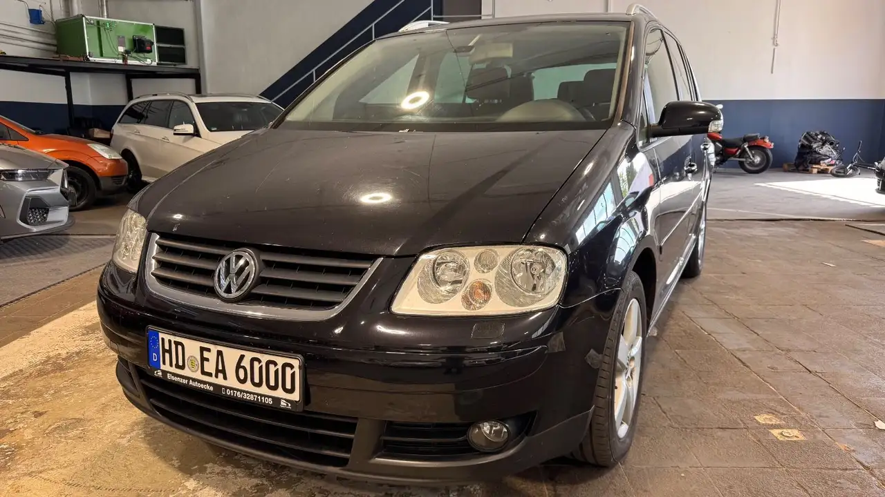 2006 Volkswagen Touran Highline 7 sitze HU/AU 10/2018, photograph 1