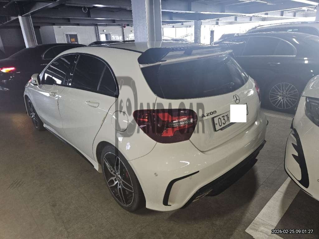 2018 Mercedes-Benz A200, photograph 4
