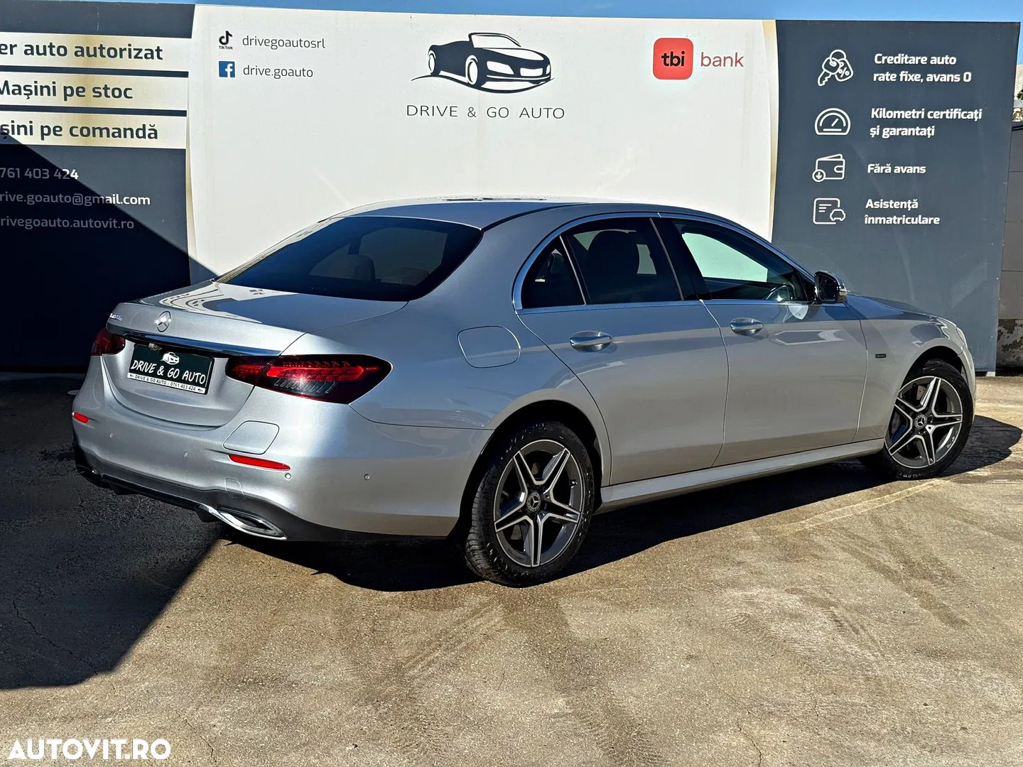 2021 Mercedes-Benz E 300 de 9G-TRONIC AMG Line, photograph 4