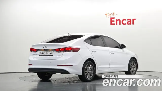 2015 Hyundai AVANTE 1.6 GDI Smart, photograph 3