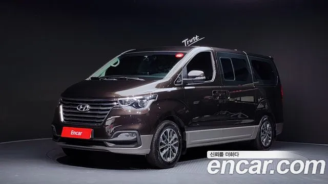 2018 Hyundai Starex Urban 9-Seater, photograph 12