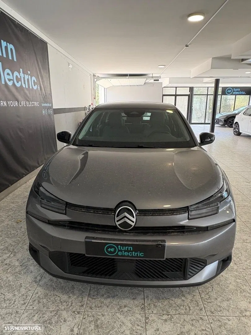 2025 Citroën e-C4 136 PLUS, photograph 3