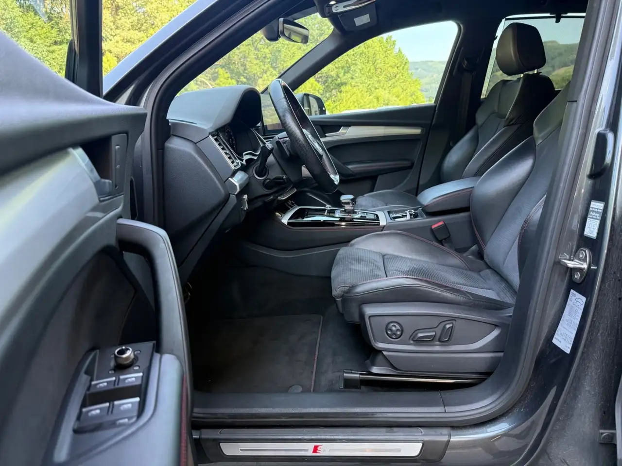 2022 Audi Q5 40 TDI quattro S line Black Style *AHK *LED, photograph 9