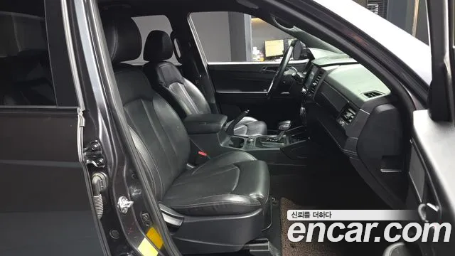 2022 KG_Mobility_Ssangyong Rexton Diesel 2.2 4WD, photograph 4