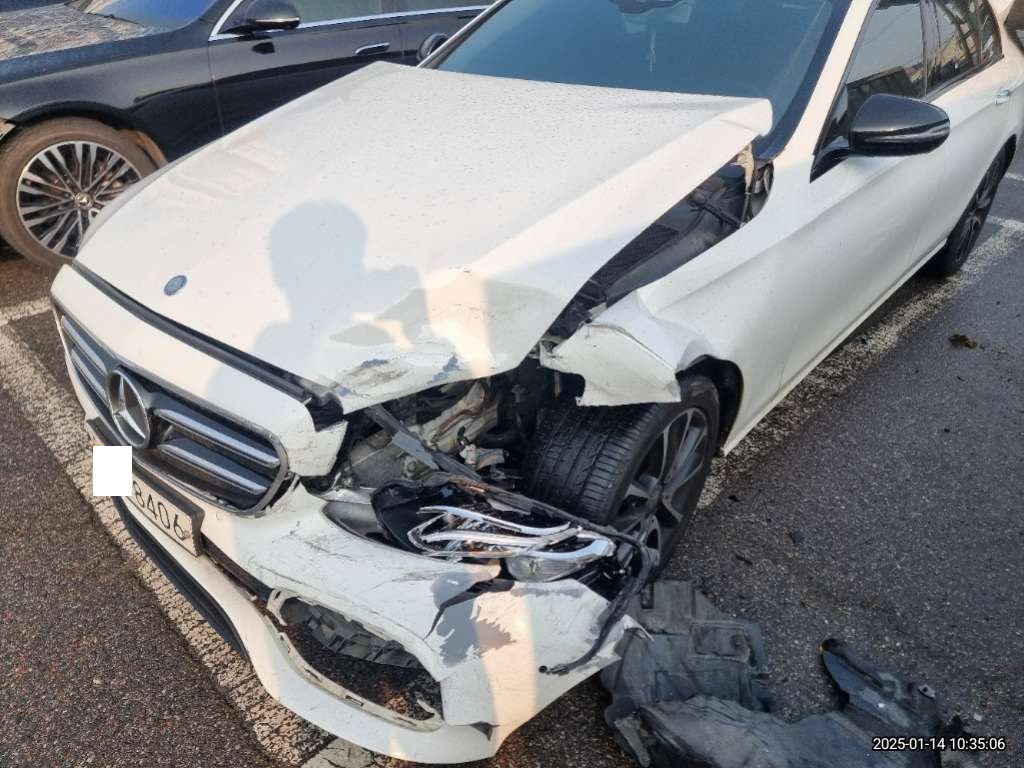2017 Mercedes-Benz E220 d, photograph 5