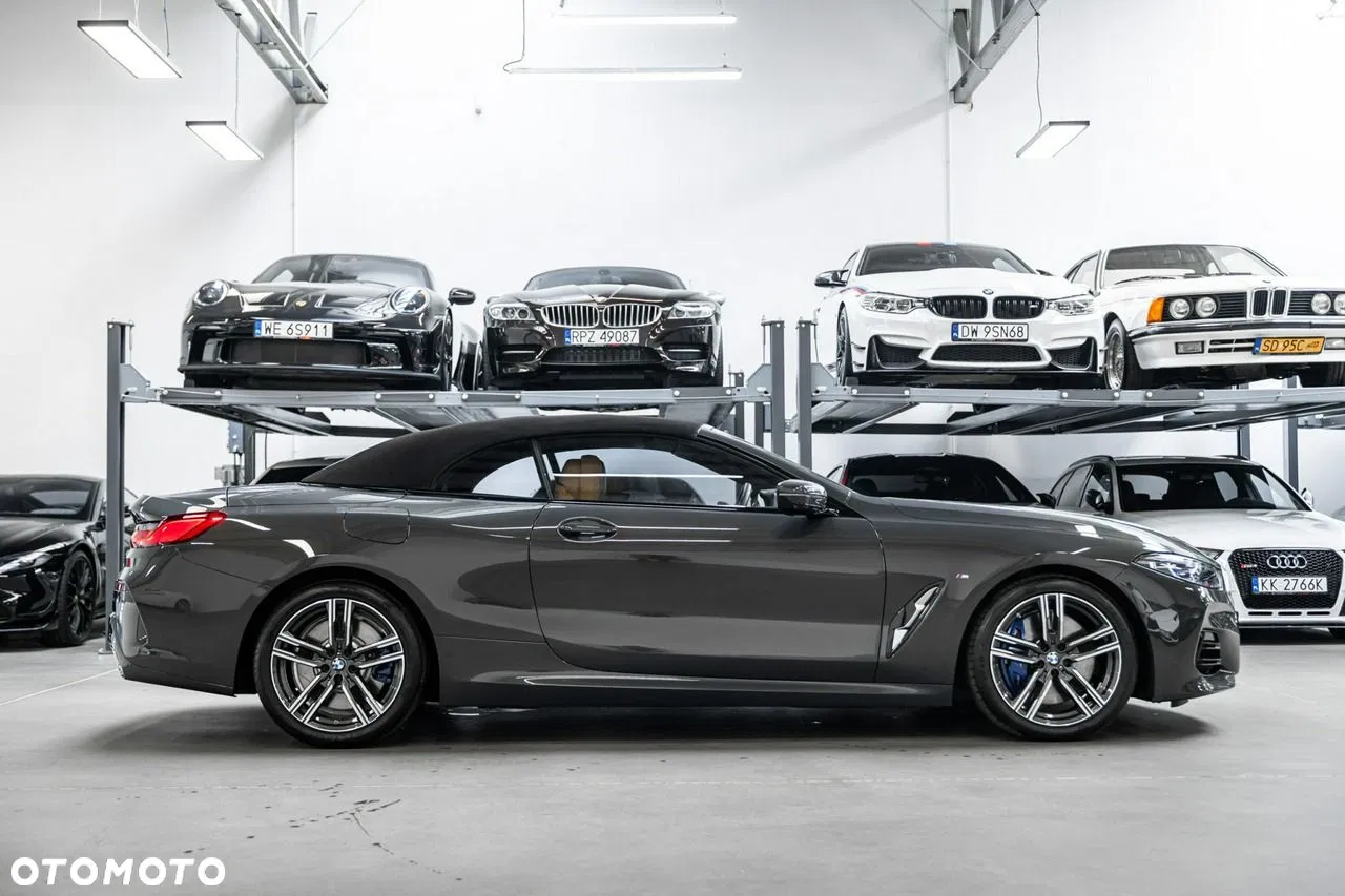 2025 BMW Seria 8 840i, photograph 5