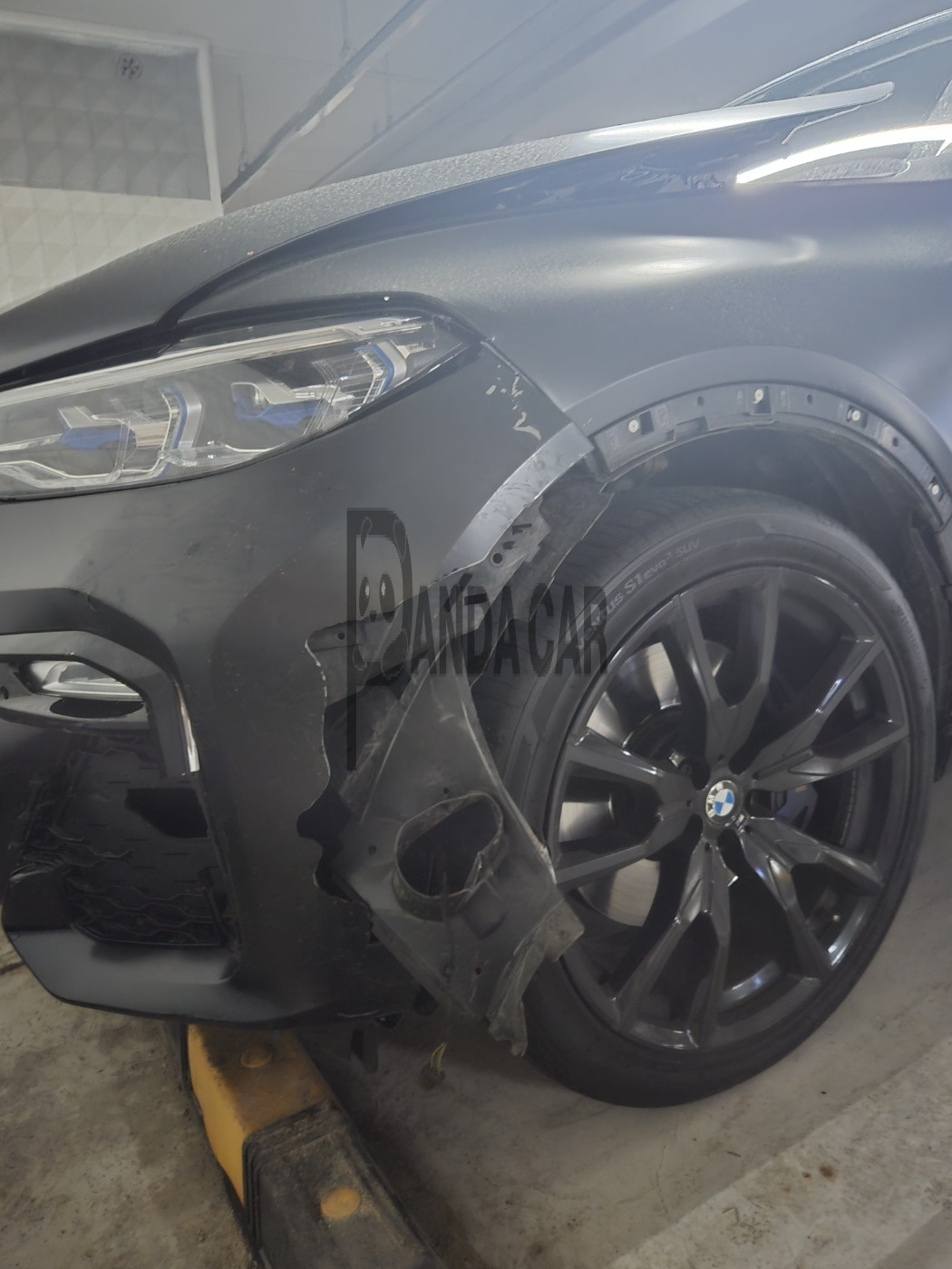 2021 BMW X7 xDrive40i, photograph 4