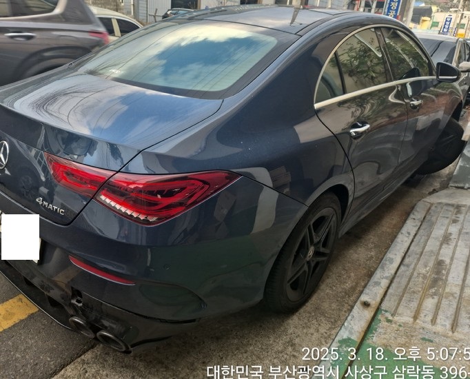 2020 Mercedes-Benz CLA250 4MATIC, photograph 3
