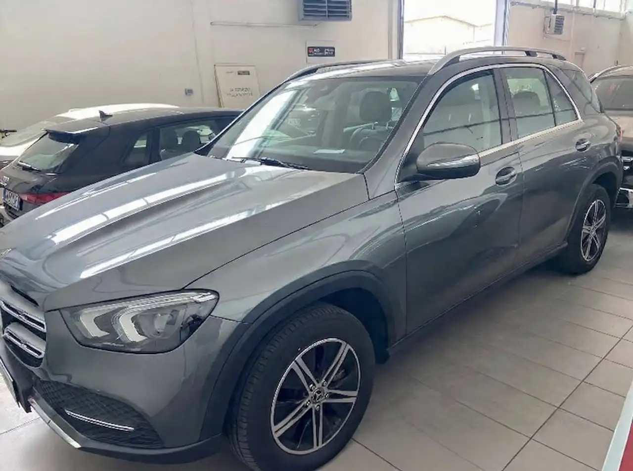 2020 Mercedes-Benz GLE 300 GLE 300d Executive 4matic autoN- GB820CF, photograph 2