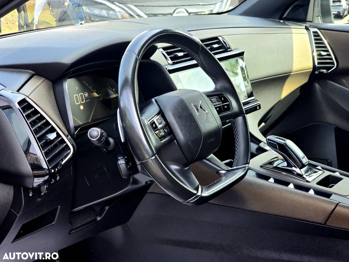 2021 DS Automobiles DS 7 Crossback 1.5 BlueHDi 130 S&S EAT8 BASTILLE+, photograph 6