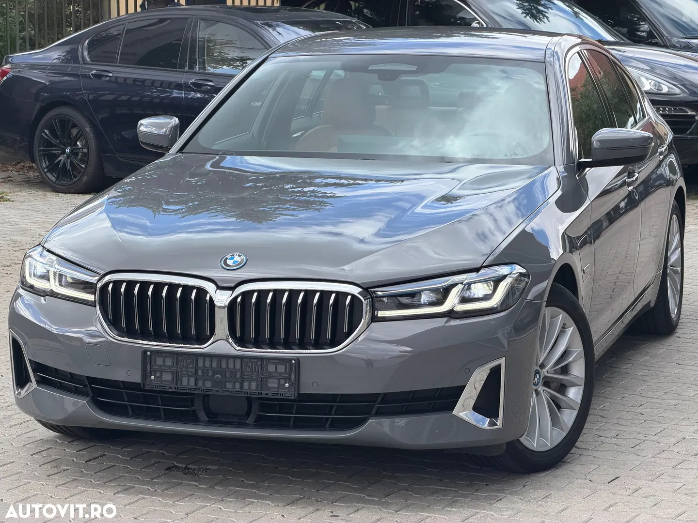 2022 BMW Seria 5 545e xDrive Aut. Luxury Line, photograph 1