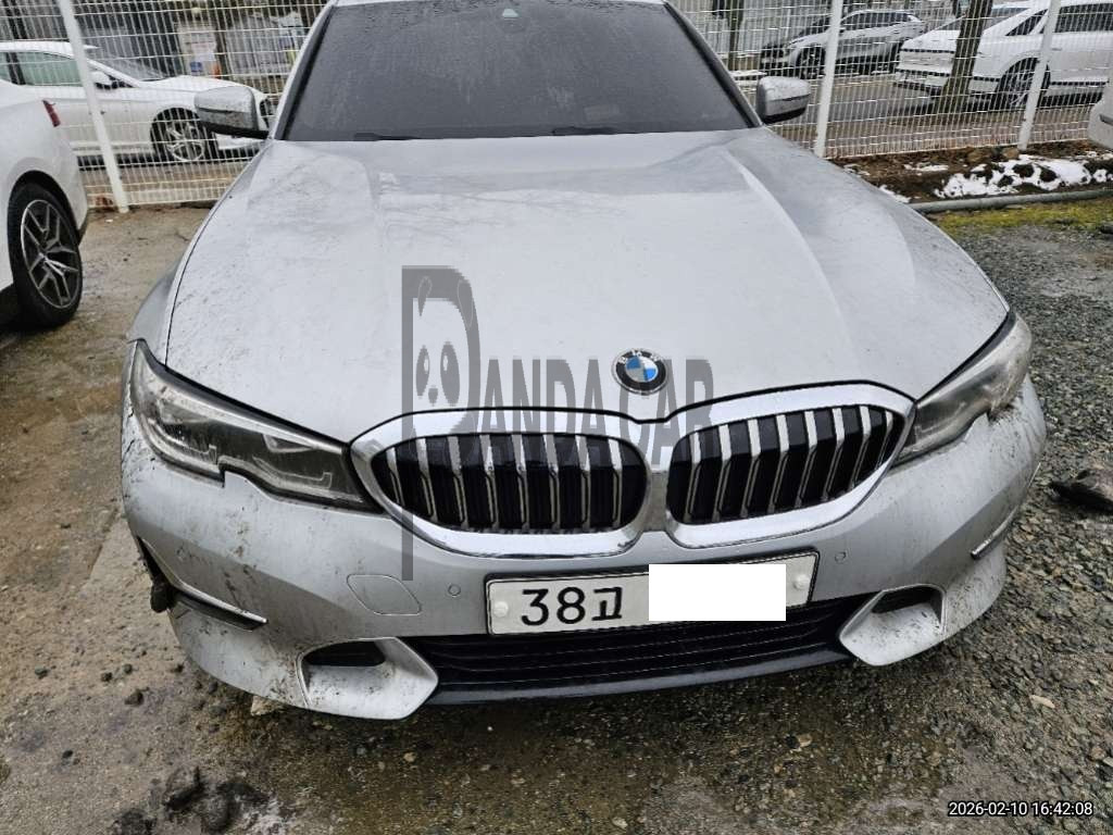 2017 BMW 320d Luxury, photograph 1