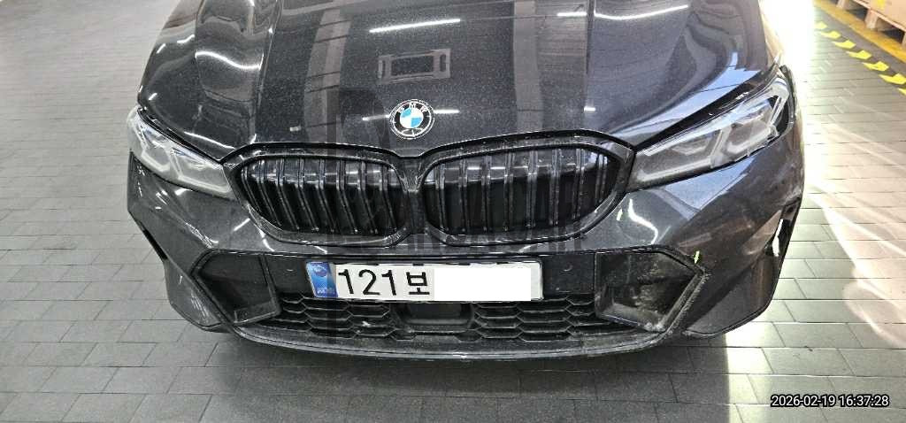 2025 BMW 320d, photograph 1