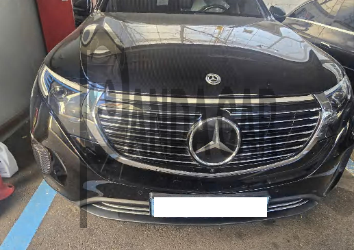2020 Mercedes-Benz EQC 400 4MATIC, photograph 1