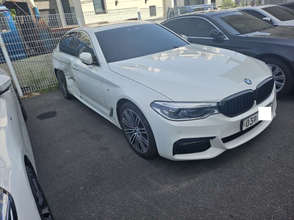 2018 BMW 530d, photograph 1