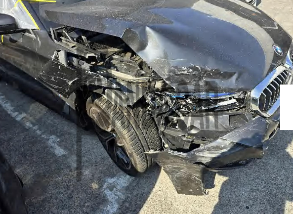 2021 BMW 530e, photograph 2