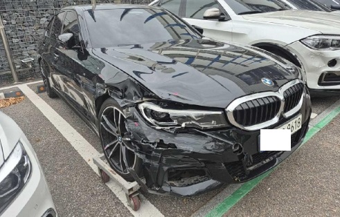 2021 BMW 320d, photograph 2
