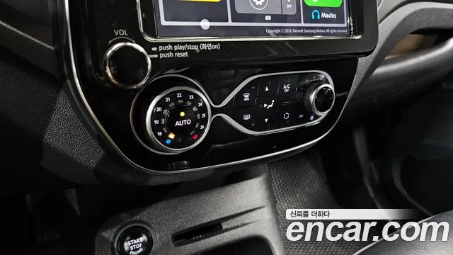2018 Renault-KoreaSamsung QM3 RE, photograph 6