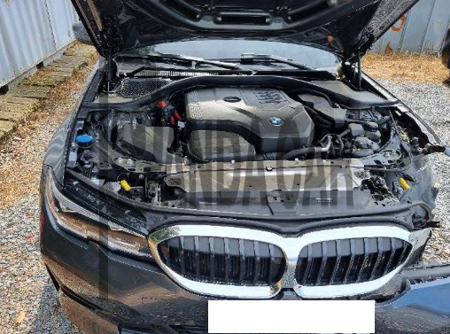 2022 BMW 320i, photograph 5