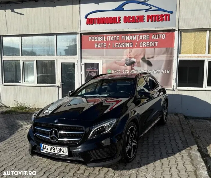 2014 Mercedes-Benz GLA 250 4MATIC 7G-DCT Edition 1, photograph 1