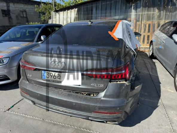 2022 Audi A6 40 TDI quattro, photograph 1