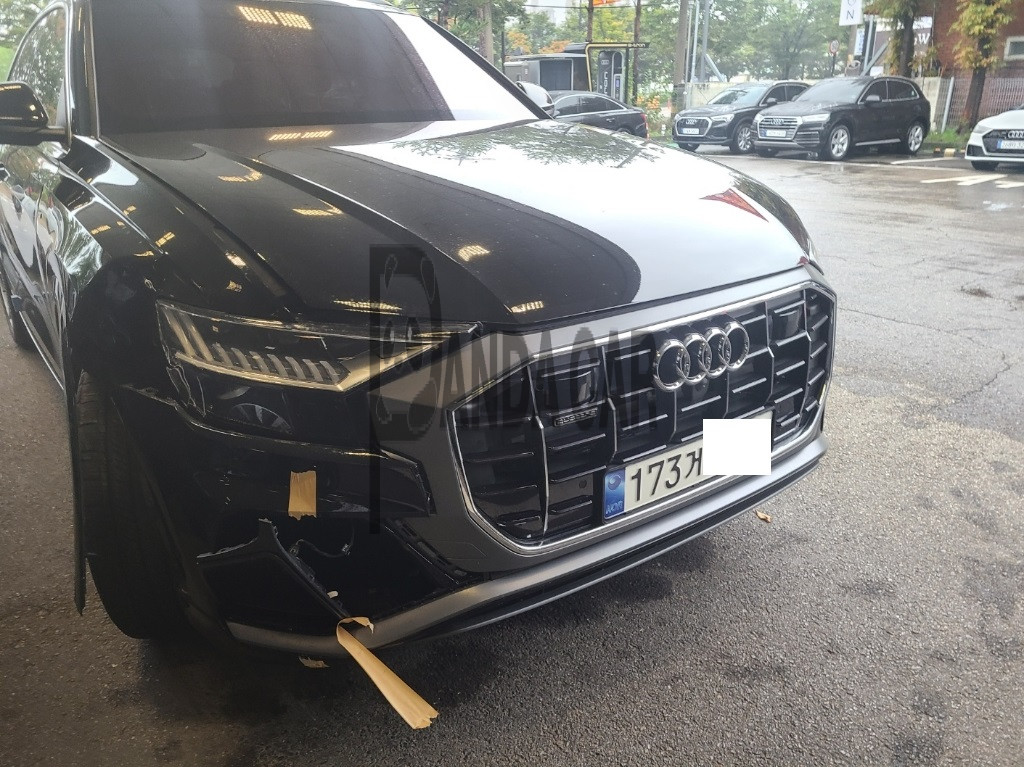 2023 Audi Q8 45 TDI quattro, photograph 1